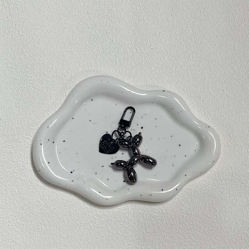 Balloon dog keychain