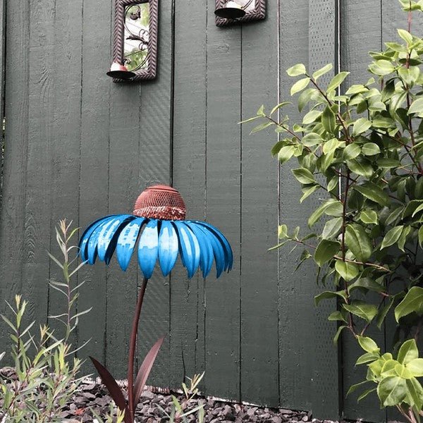 Coneflower Bird Feeder - My Good Buys - Coneflower Bird Feeder